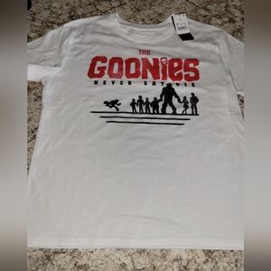 Goonies Super Soft Cotton Blend Tee Med NWT